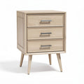 Table de chevet en bois clair avec trois tiroirs dimensions 40 x 30 x 70cm