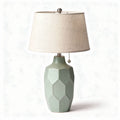 Lampe de table en céramique verte avec abat-jour en lin 30 x 30 x 50cm